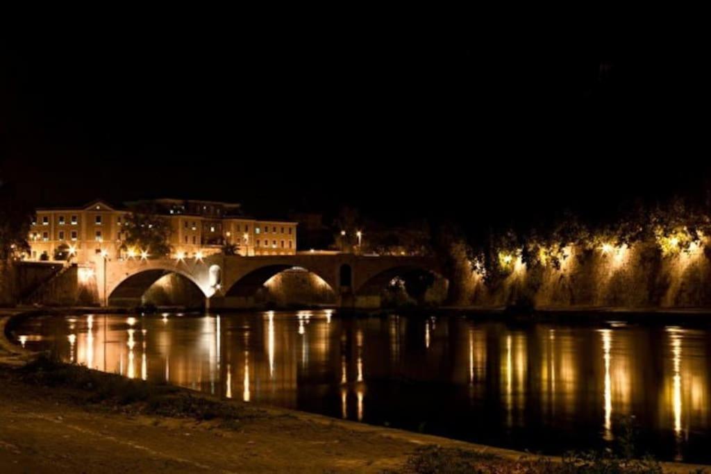 Holiday Home In Trastevere Рим Экстерьер фото